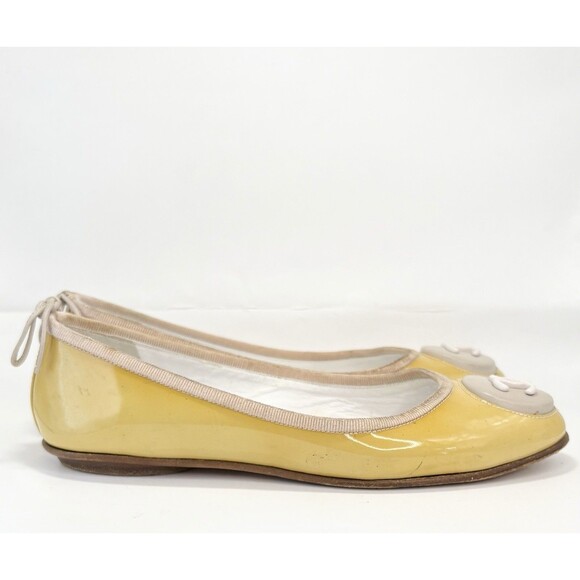 Chanel Ballet Flats Yellow Patent Leather w/ Large CC Logo Y2K Sz EU 34.5 4.5 - Picture 4 of 16